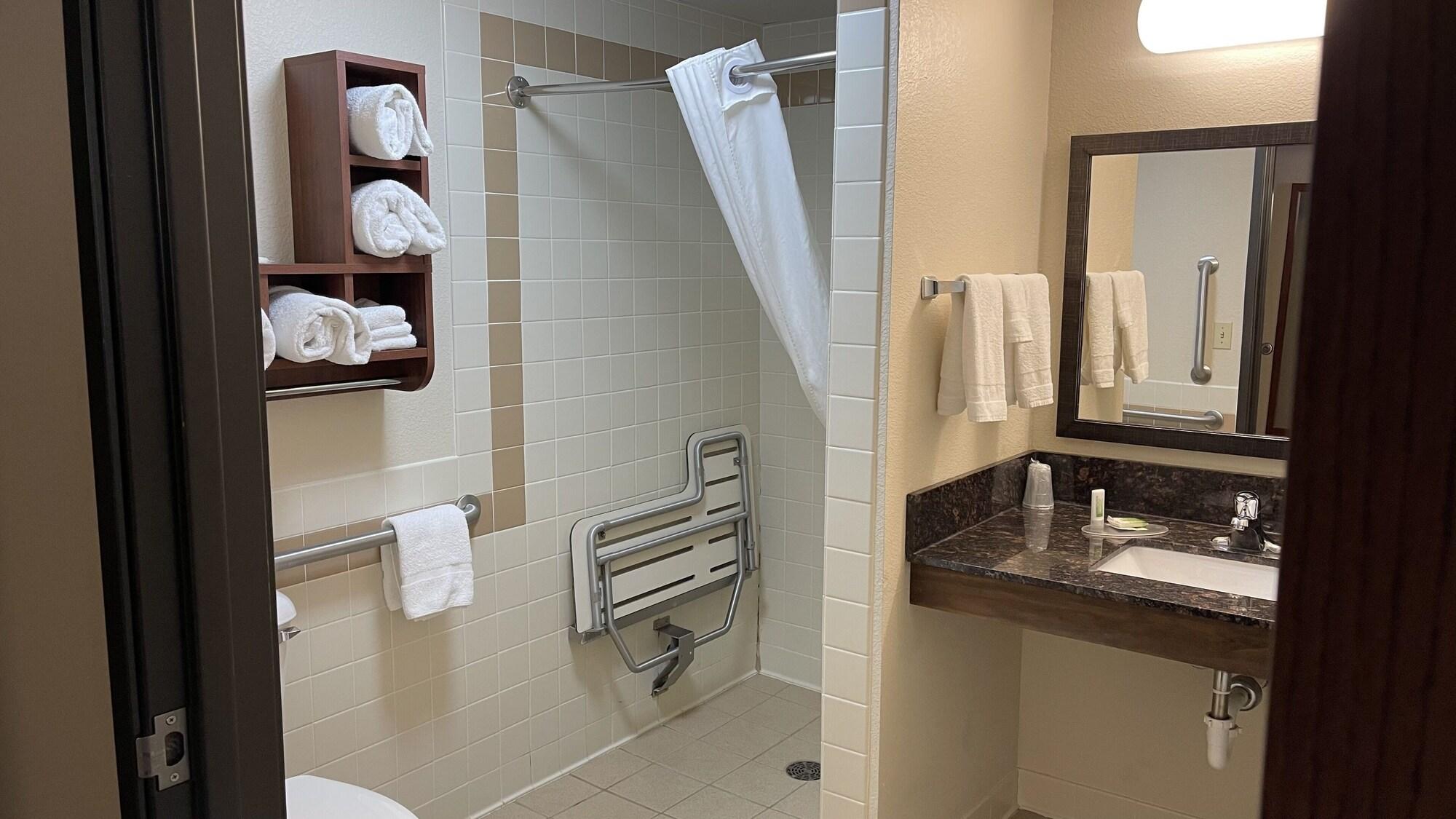 Americinn By Wyndham New London Zewnętrze zdjęcie