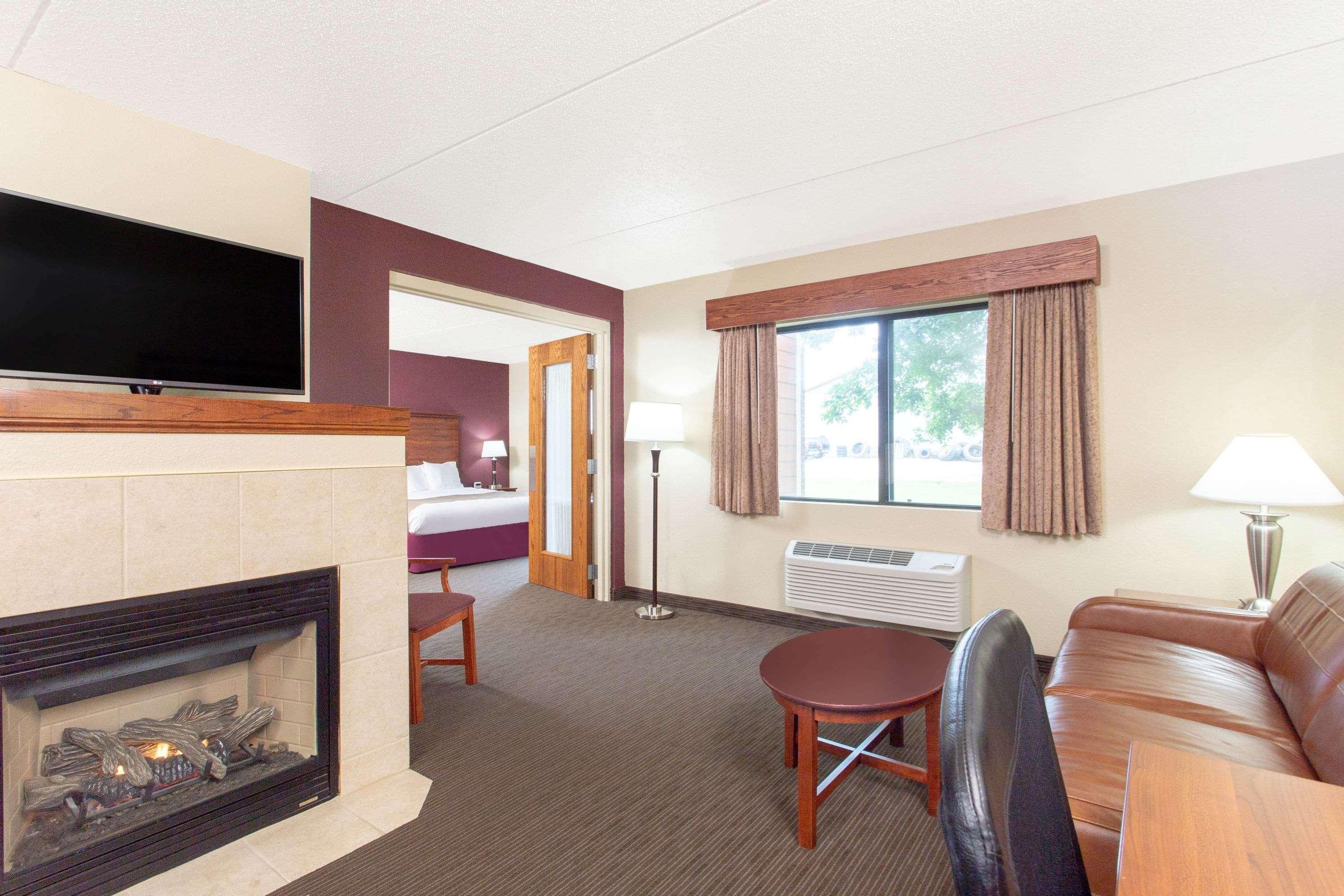 Americinn By Wyndham New London Zewnętrze zdjęcie