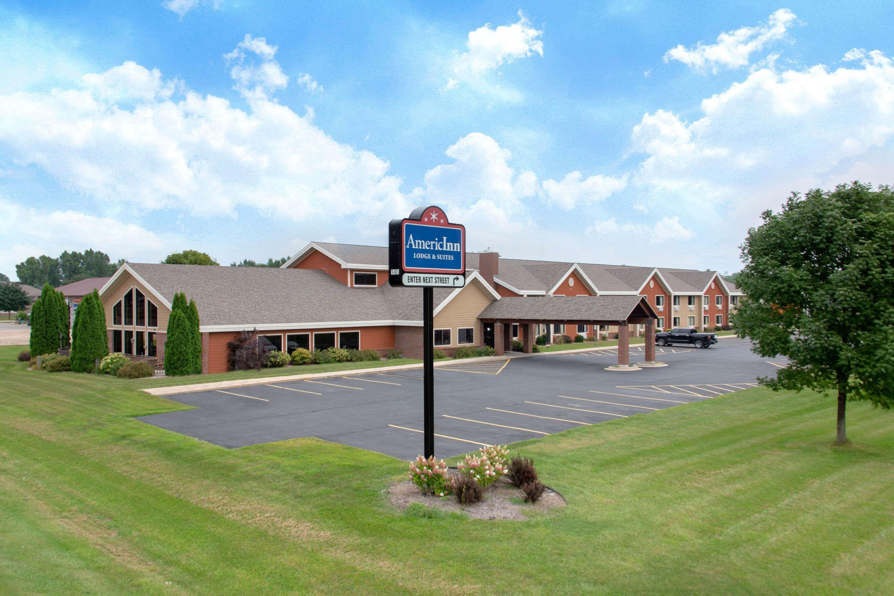 Americinn By Wyndham New London Zewnętrze zdjęcie